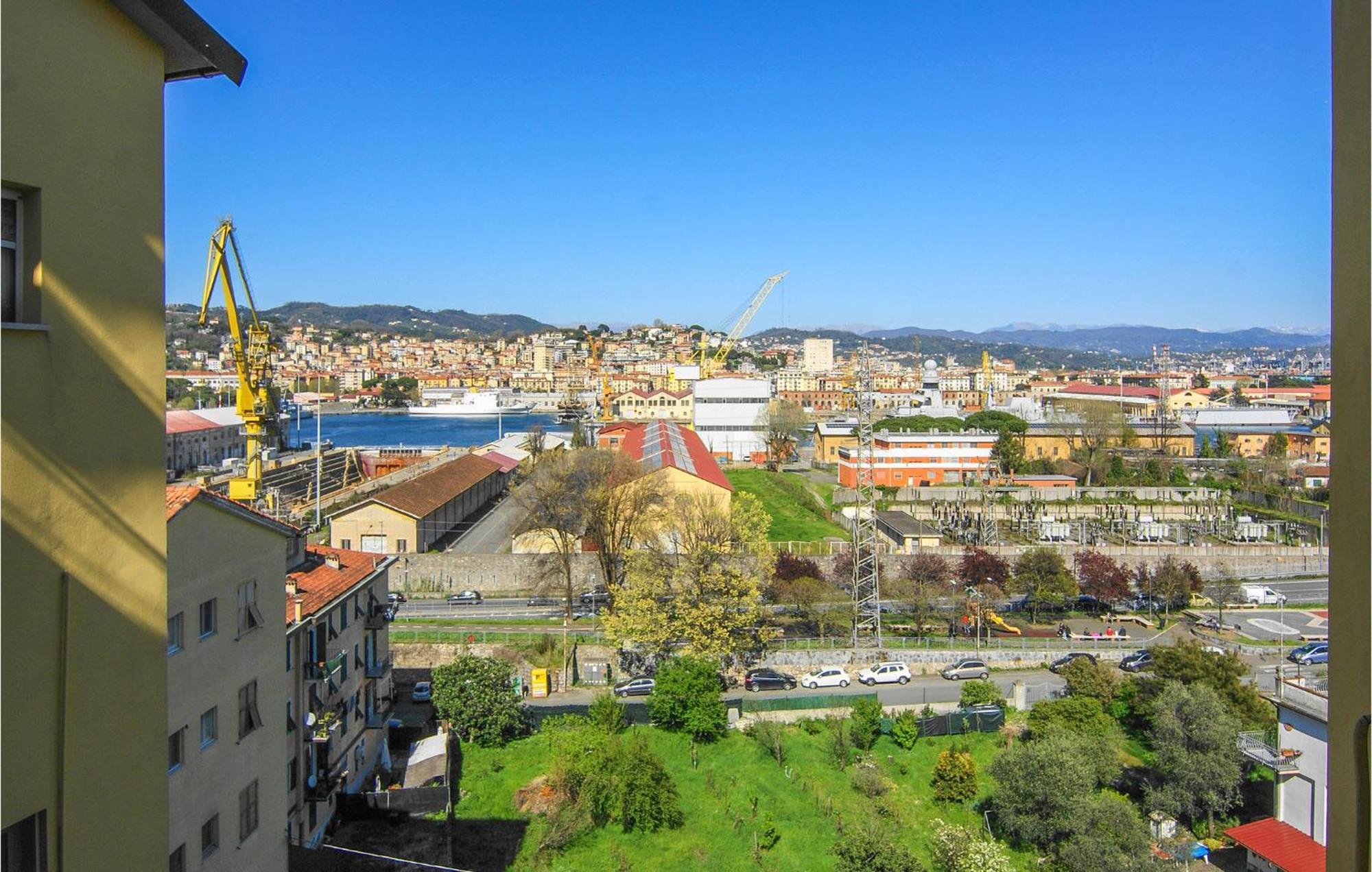 Cozy Apartment In La Spezia With Wifi المظهر الخارجي الصورة